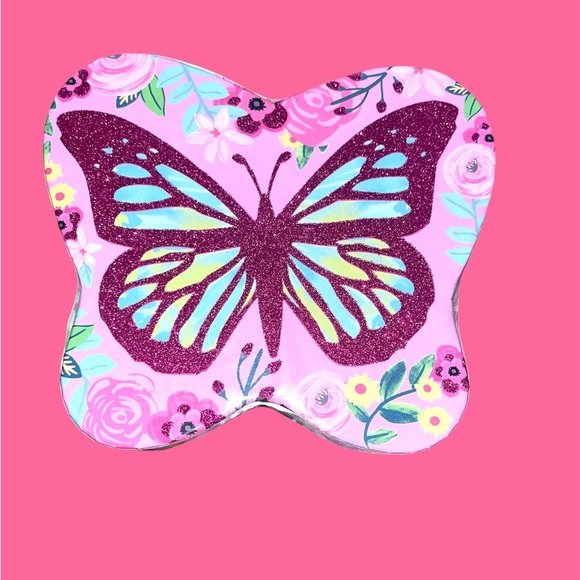 Pink Butterfly Kids storage box - Picture 1 of 6